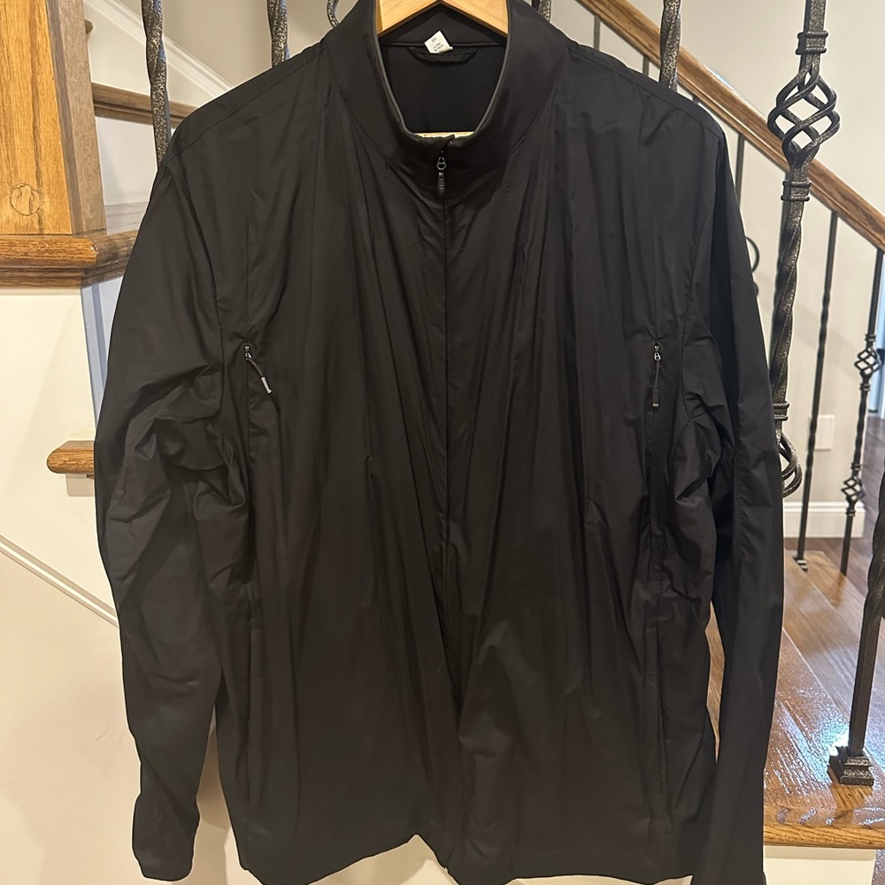 Lululemon Men’s Jacket Black Size XL